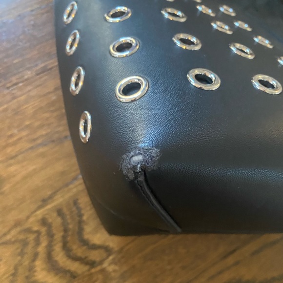 Tory Burch Block T Tote - Picture 10 of 12